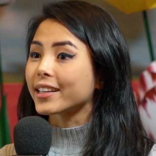 ANNA AKANA