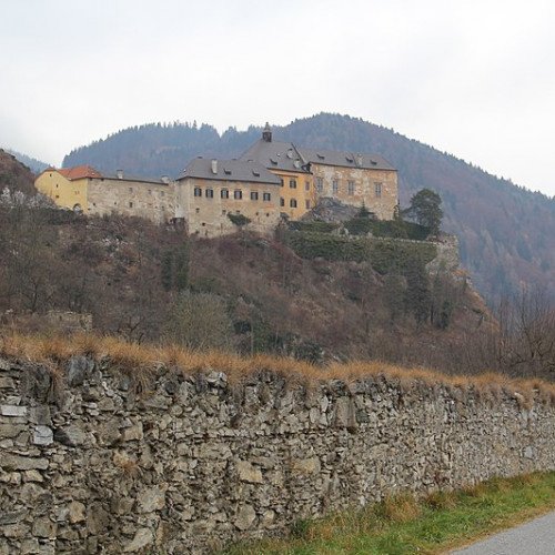 SCHLOSS RABENSTEIN