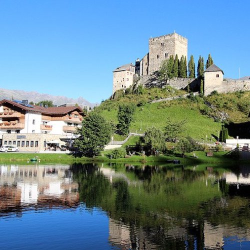 LAUDEGG CASTLE