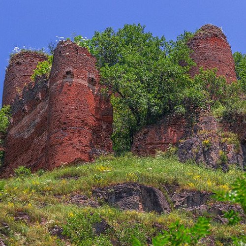 MAIDEN TOWER (GADABAY)