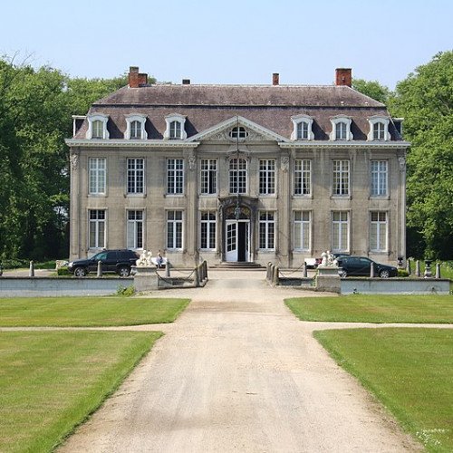 LEEUWERGEM CASTLE