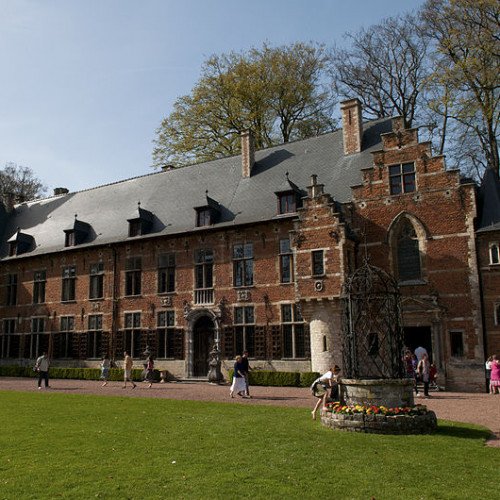 GROOT-BIJGAARDEN CASTLE