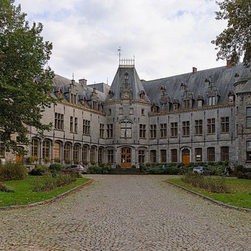 HAM-SUR-HEURE CASTLE