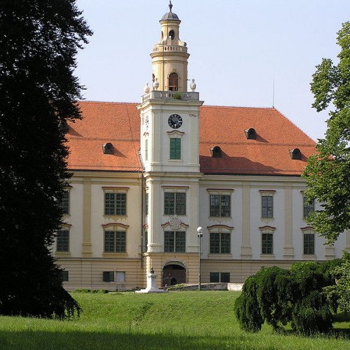 PRANDAU-NORMANN CASTLE