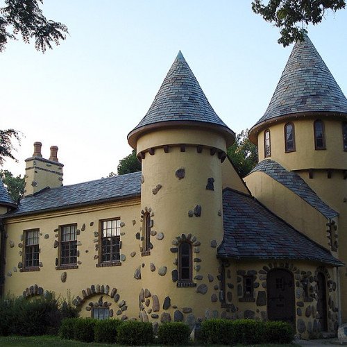 CURWOOD CASTLE