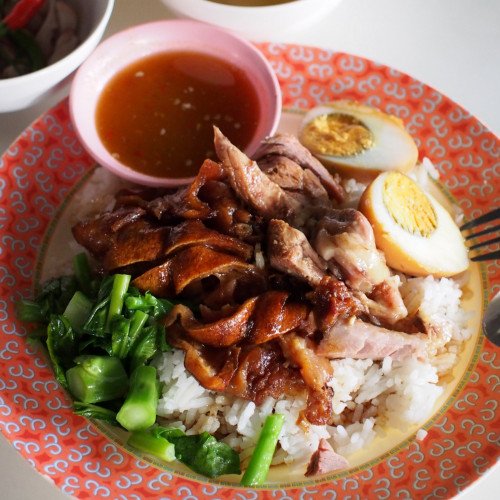 ข้าวขาหมูพะโล้