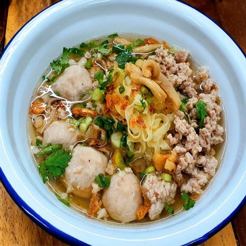 ก๋วยเตี๋ยวหมูสับน้ำใส