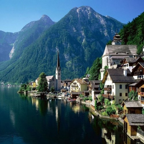 Desa Hallstatt, Austria