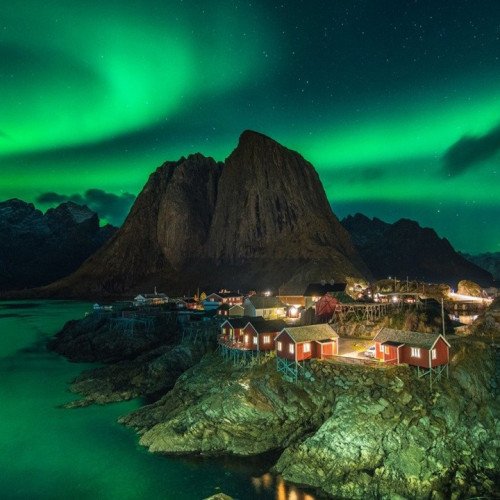 Desa Reine, Norwegia