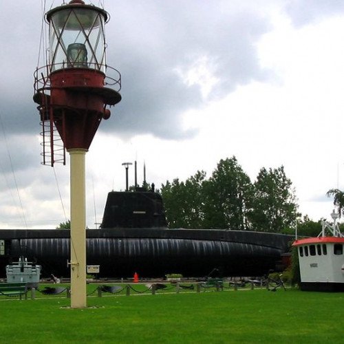 Delfinen-class submarine