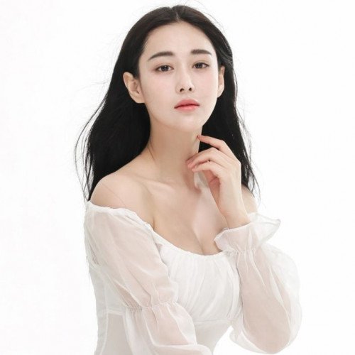 Zhang Yuqi