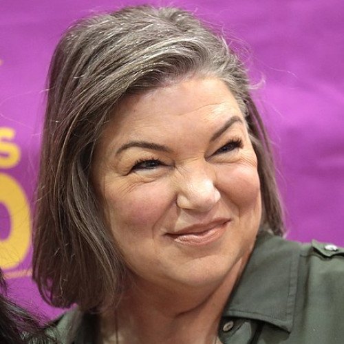 MINDY COHN